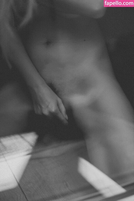 シャワーヌードOnlyFans セクシーヌード 画像