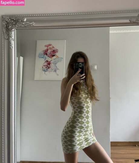 イタリア人熟女OnlyFans ホット 写真