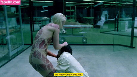 Ingrid Bolso Berdal スター 裸 画像