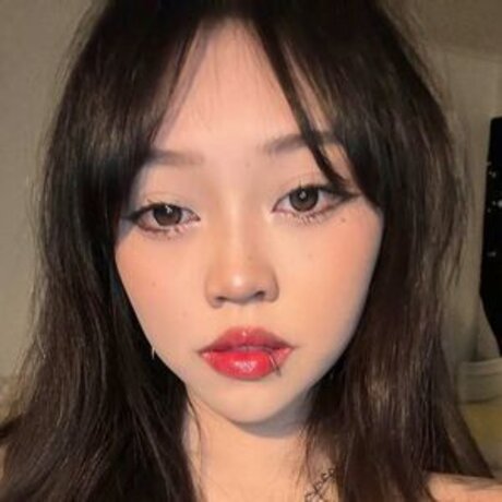 ursungirl ポルノスター 写真