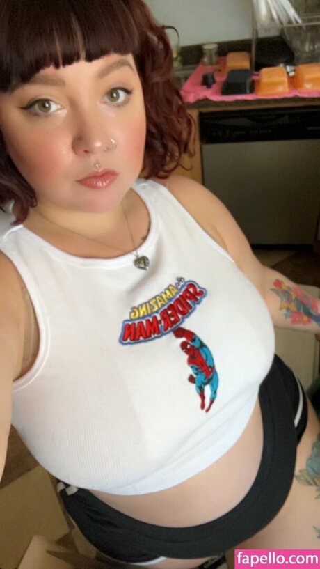 Comicbookdays ポルノスター ヌード 写真