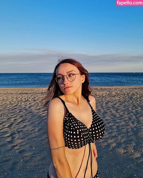 Oryvllmiee 高品質女優 画像