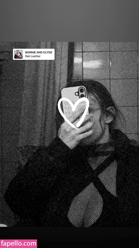 Oryvllmiee ポルノスター xxx 写真