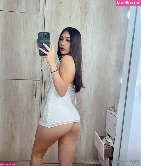 Renismartinez 素敵なモデル 写真