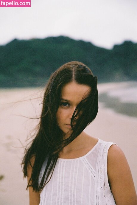 Chloe Campbell ポルノスター 高品質 ギャラリー