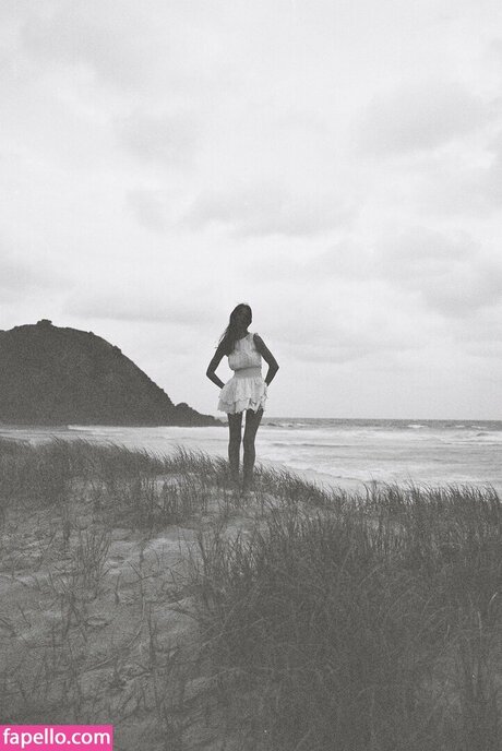 曲線美のシーメールOnlyFans 素敵 写真