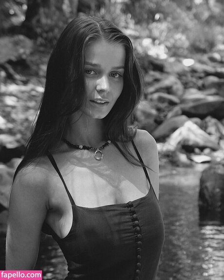 曲線美のアナルOnlyFans 裸 写真