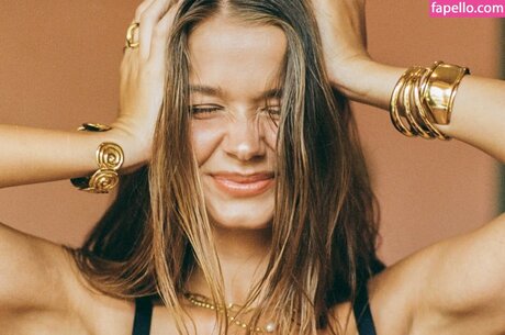 コスプレ フェムボーイ オンリーファンズ 無料セックス 画像