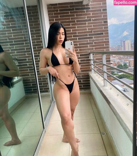 Marianna Arroyo セクシーモデル ギャラリー