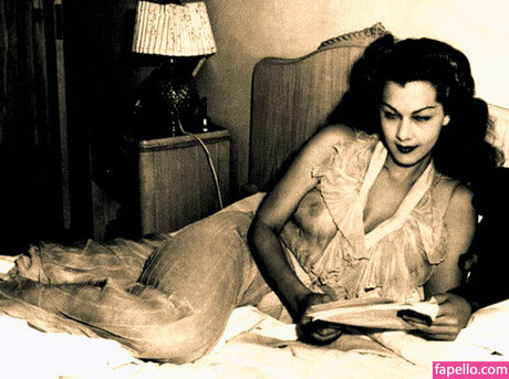 姉妹OnlyFans トップ 写真