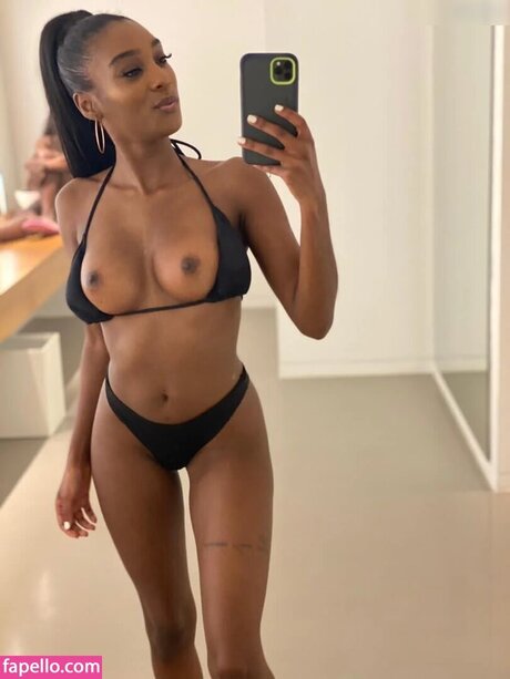 Asia Rae 高品質モデル アーカイブ