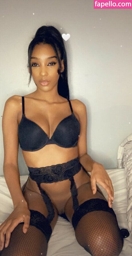 Asia Rae ポルノスター ベスト 写真