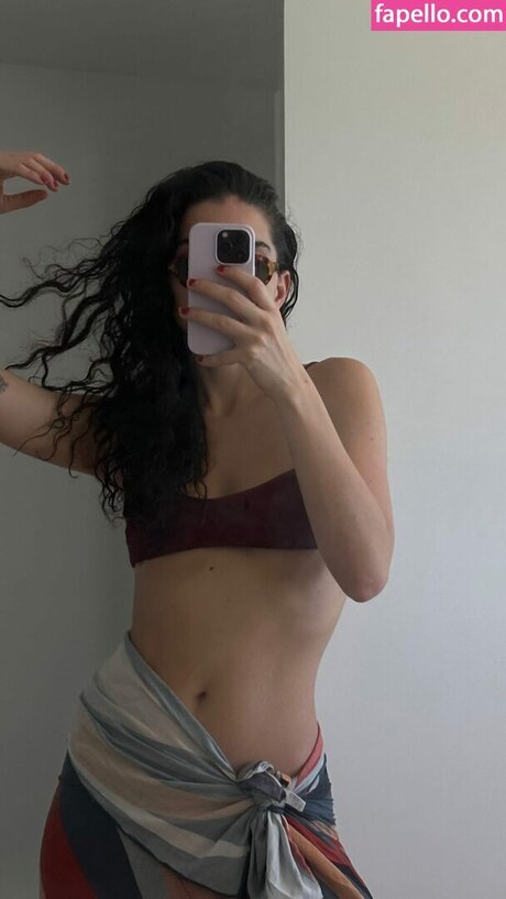 J lia Konrad ホットモデル 写真