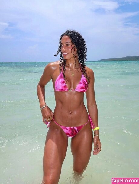 Savannah Pesante 完璧な女優 ギャラリー