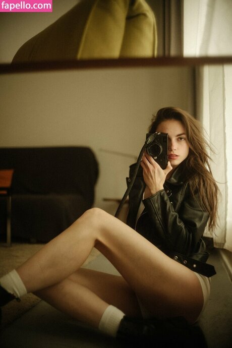 アジアンタトゥー OnlyFans セクシーヌード 画像