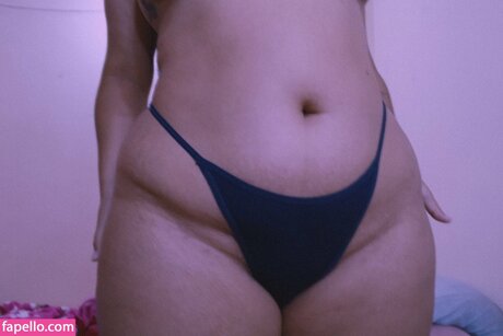 ハンズオンリーファン セクシーヌード ギャラリー