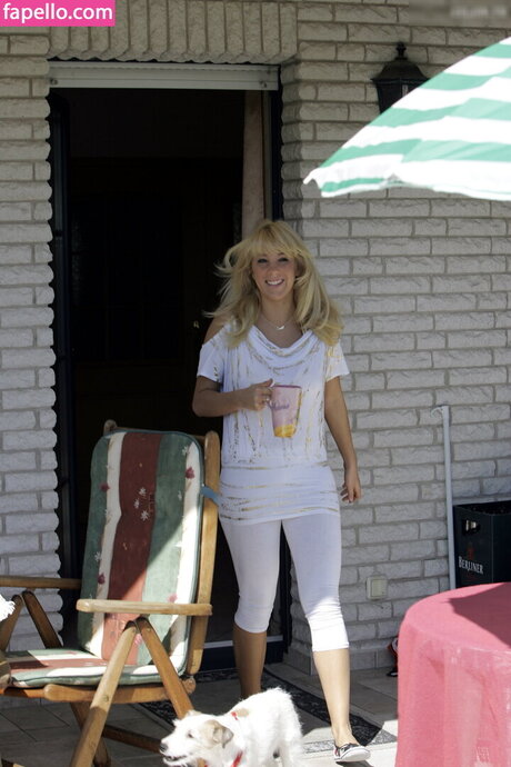 Annemarie Eilfeld ヌードのポルノスター アーカイブ