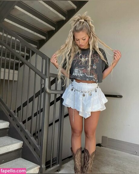 Issie Cole 最高のモデル 画像