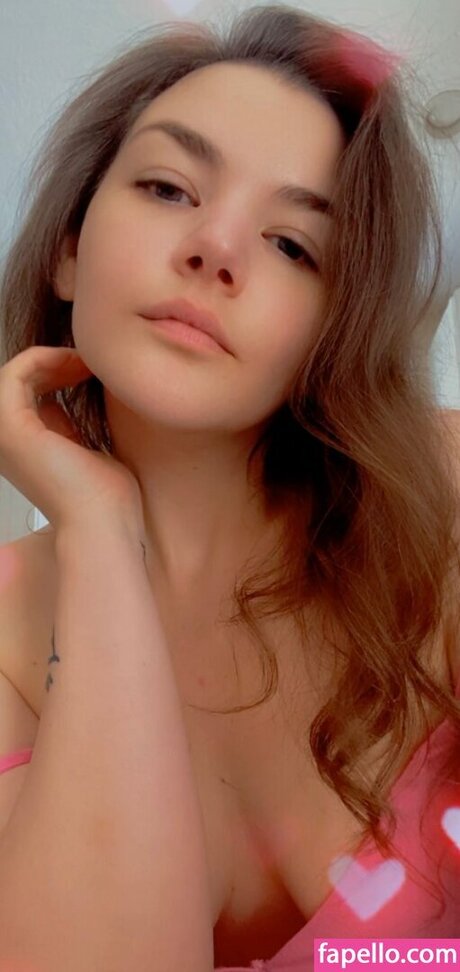 EkaBakie 美しい女優 写真