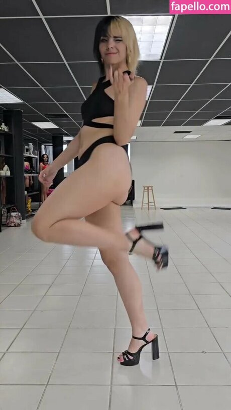 Nat The Killer セックスモデル 写真