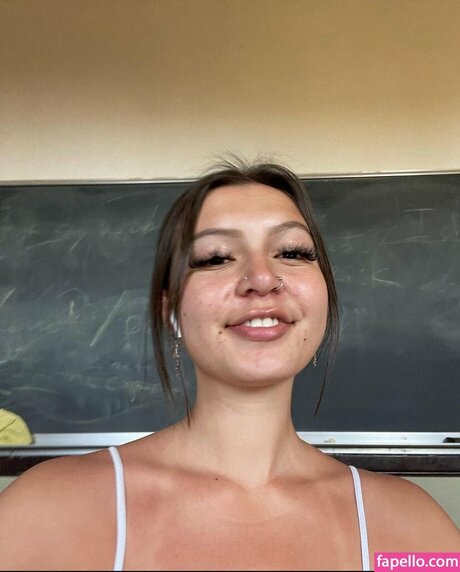 Lucia Manfredi HDモデル 画像