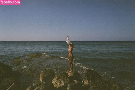 Lauren Sophie Messack セクシーモデル 写真