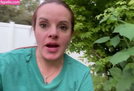 アーミーガールズオンリーファン ホットヌード 写真