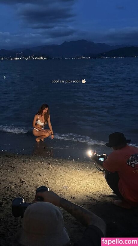 stiwaberi 独占スター ギャラリー