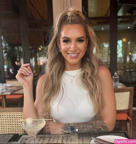 Andreea Lorincz 美しいモデル ギャラリー