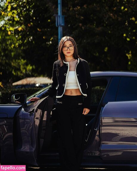 helydiaa アダルト女優 ギャラリー