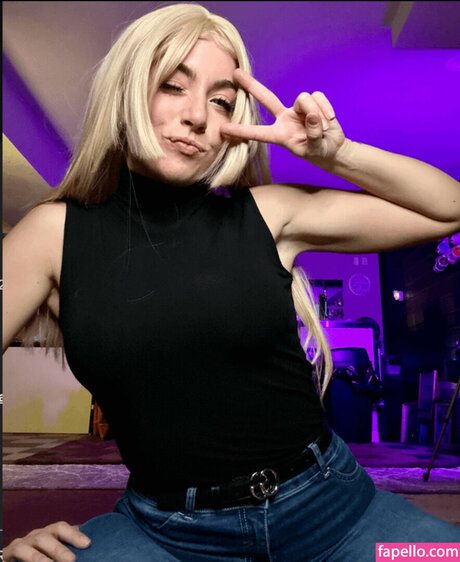 Carmen Elaine ヌードのポルノスター 写真