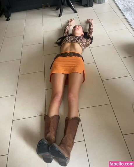 oliviarcox xxx女優 画像