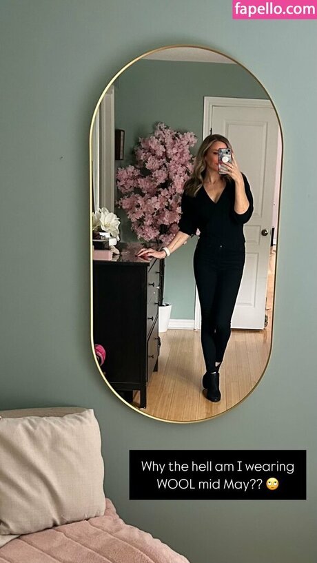 ライブストリーミングOnlyFans 裸 写真