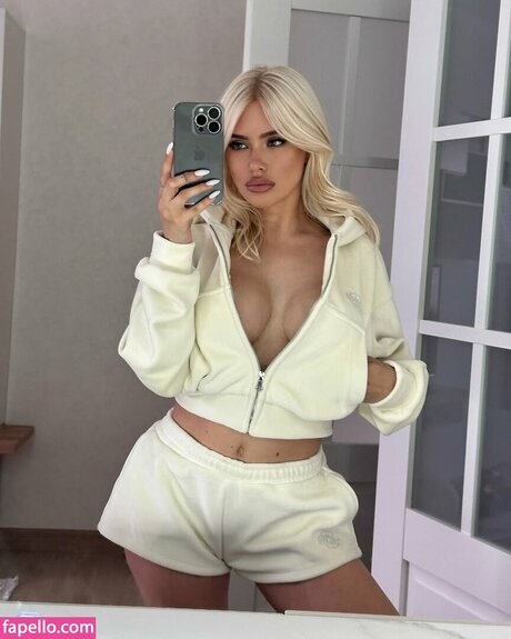 lilyabraun 独占ポルノスター 画像