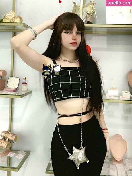 nameluaa アート女優 写真