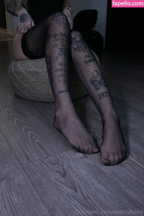 Szaszy baby ホットなスター 写真