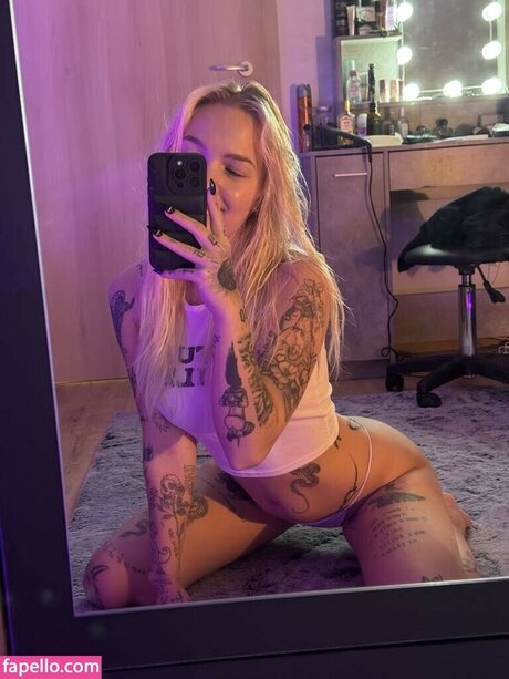 アジアンベイビーOnlyFans 限定 写真