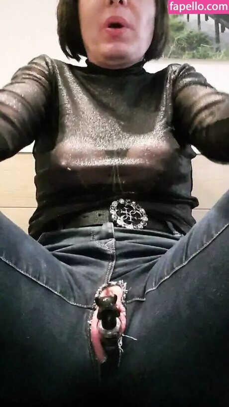 Julie Withthecake 高品質女優 画像