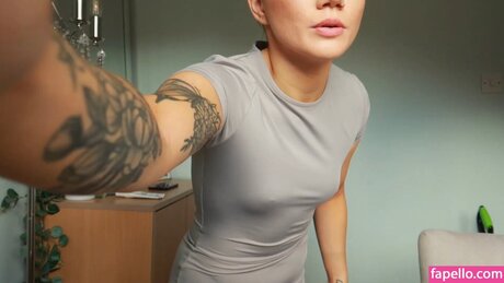 美しい足 OnlyFans セックス 写真