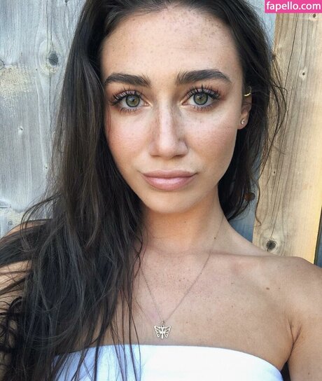 Kamilla Kowal ホットなスター 画像