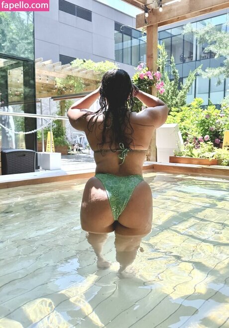 A vriell 最高のモデル 写真