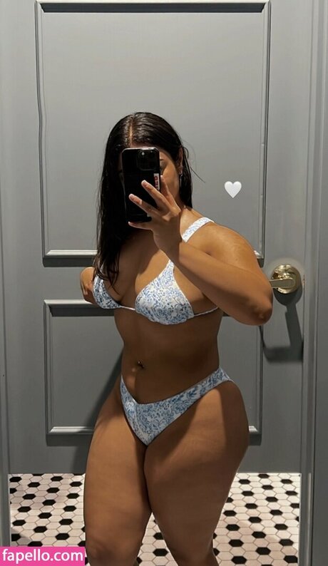 A vriell エロティックなスター 画像