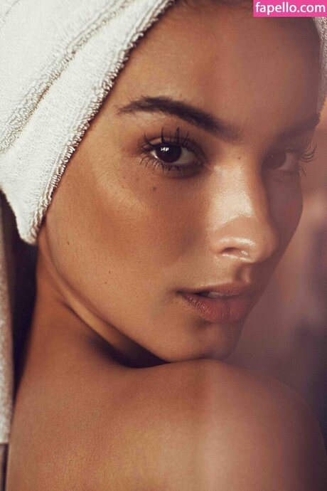 Cami Romero 独占女優 アーカイブ