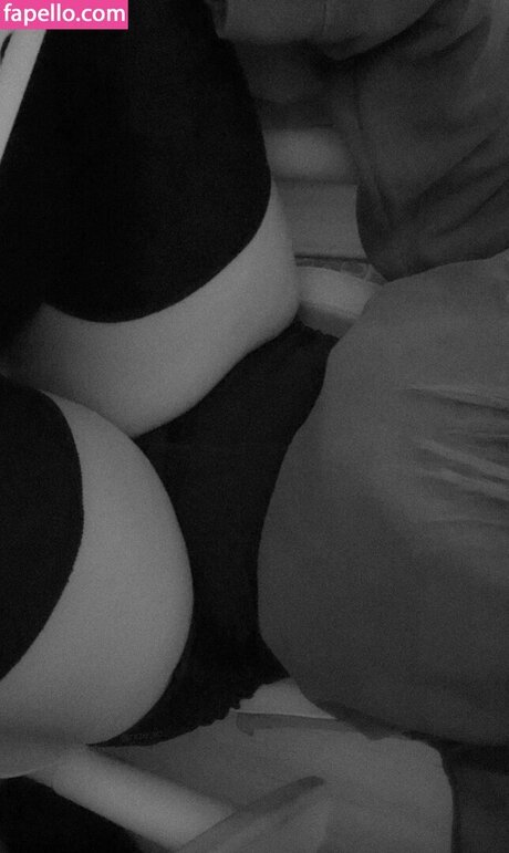 rxze xo 完璧なモデル アーカイブ