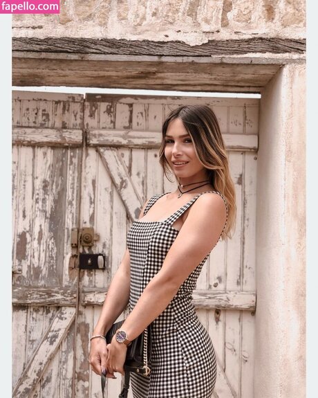 Tslanaxoxo 裸の女優 写真