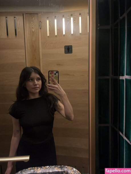 aygela アート女優 画像