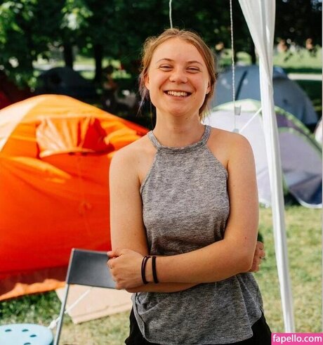 Greta Thunberg かわいいポルノスター 写真