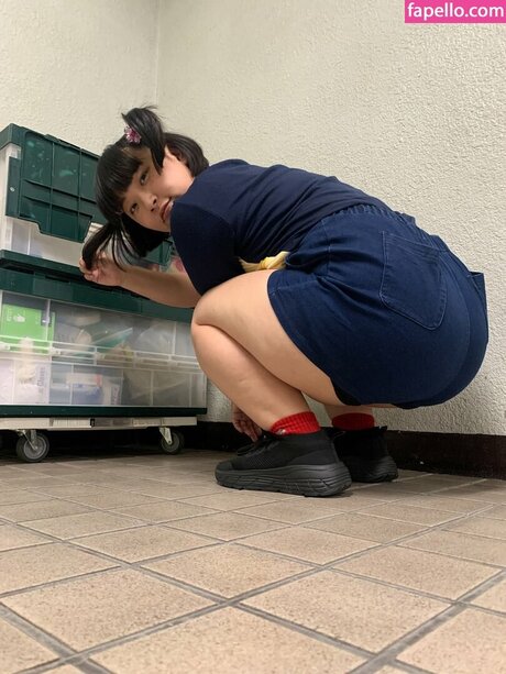 Shigetani Hotaru 裸のスター 写真