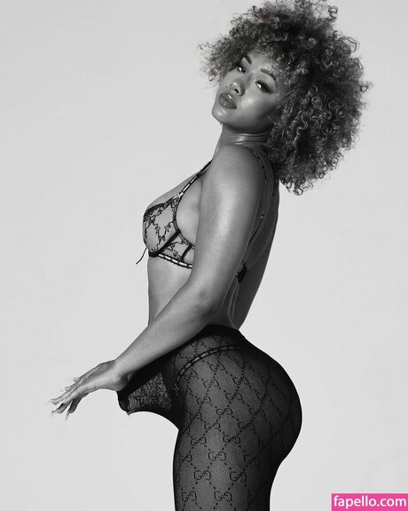 Ryygabriella アートモデル アーカイブ