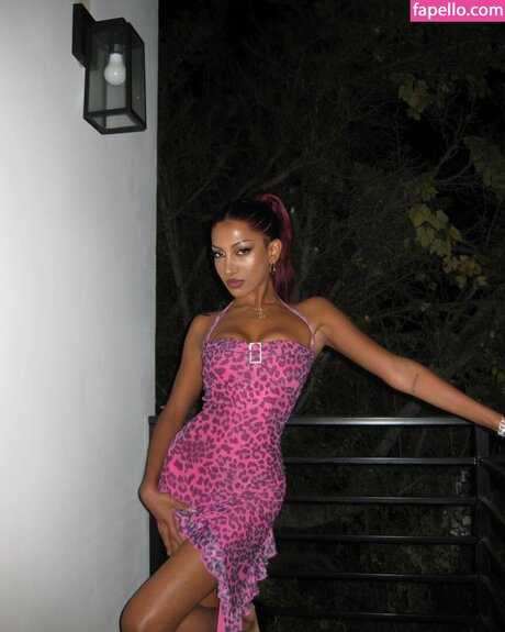 曲線美のティーンズOnlyFans 無料セクシー アーカイブ